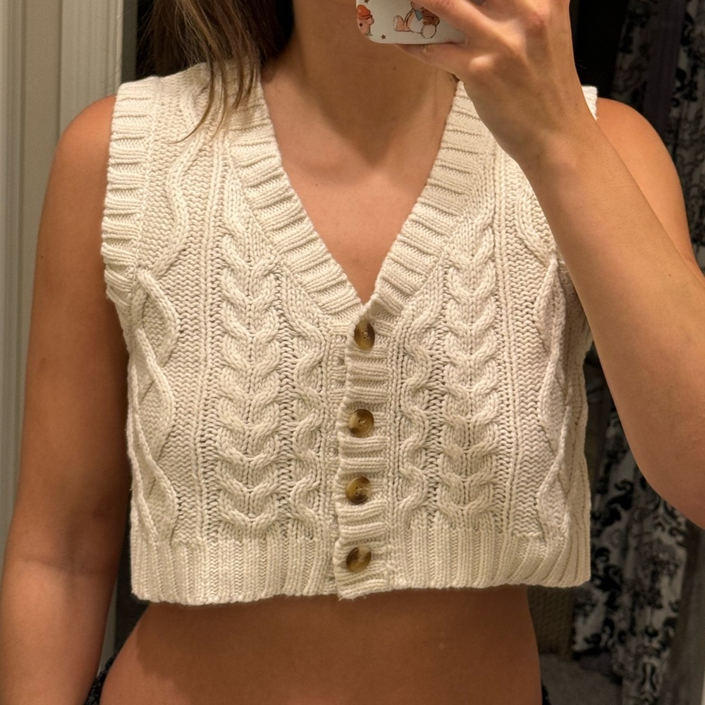 Cropped sweater